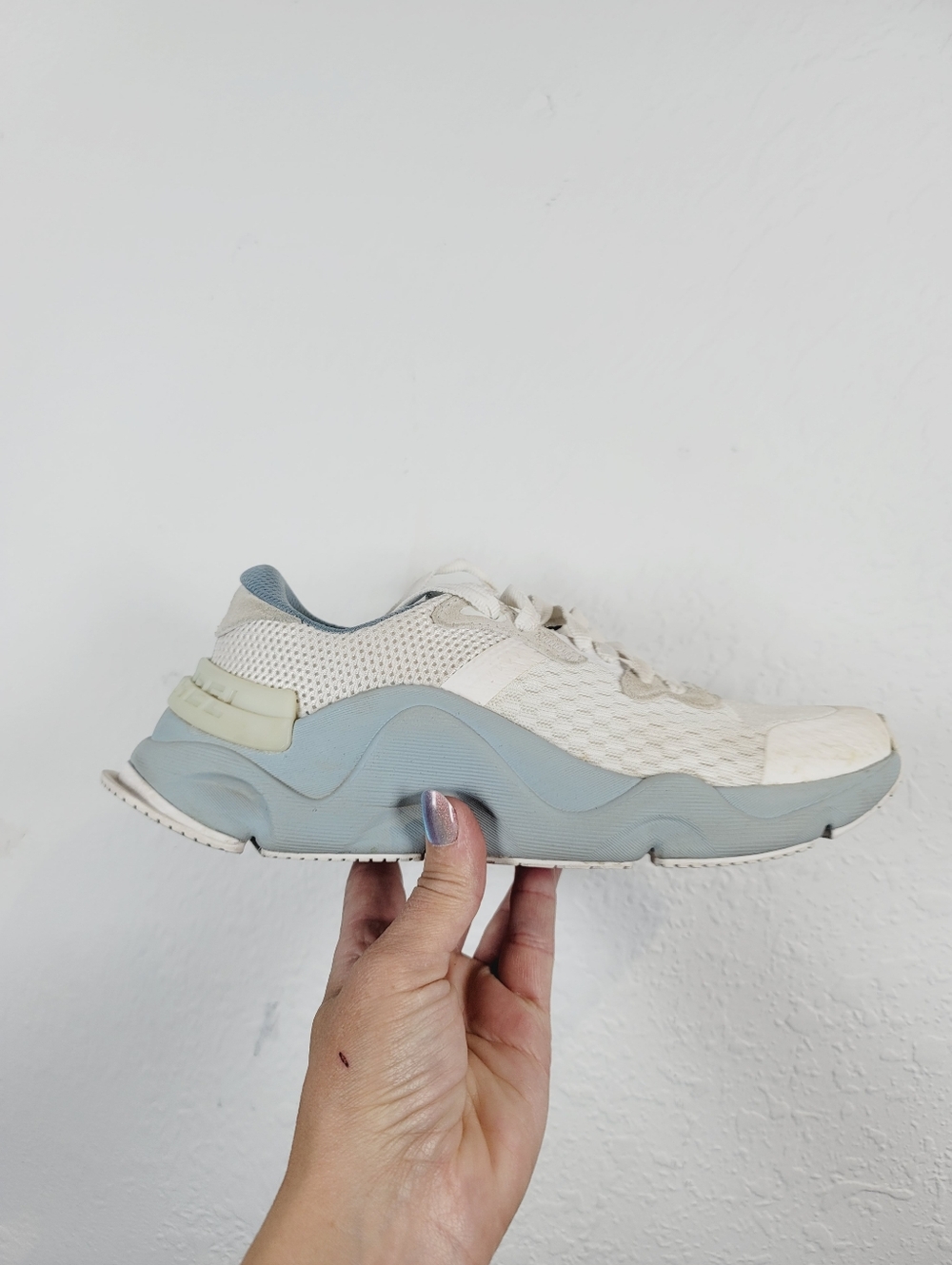 Sorel Kinetic Renegade Sneakers, Size 7